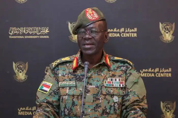 وزير الدفاع السوداني